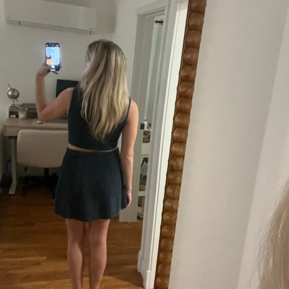Matching Set - Picture 2 of 5